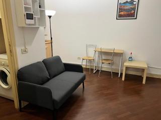 Easy Station Apartment - Brescia - 8