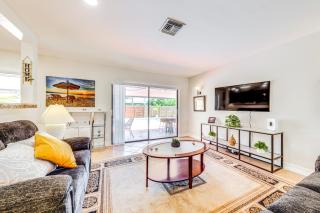 Walk to Dining and Shopping Pompano Beach Home! - Pompano Beach - 6