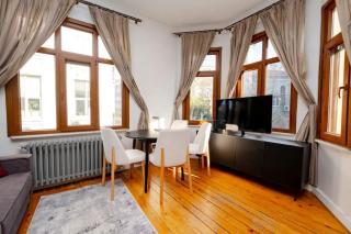 Exclusive Building with Two Apartments - Istanbul - 6
