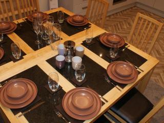 The Newborough sleeps 8 Apartments - Scarborough - 6