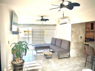 Playa Diamante 25 Amazing Family Apartment! - 5