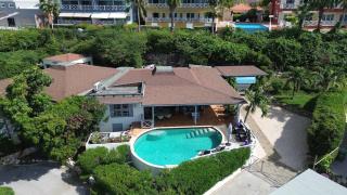 Awa Y Coco - Willemstad - 0