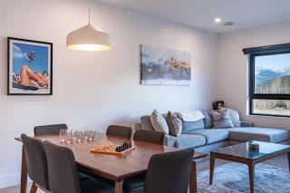Mountainside Revival by Revelstoke Vacations - Revelstoke - 2