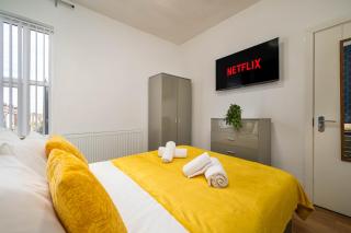 3BR House Steps from Anfield Stadium Sleeps 8 - Liverpool - 4