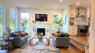 Luxury Resort in Centre of Langley - Langley - 0