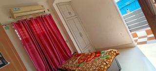 Radha Krishna Home Stay - 6