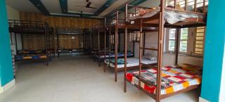 Radha Krishna Home Stay - 4