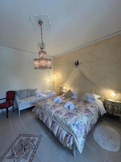 Venetian Style Apartment in Villa - Verona - 2