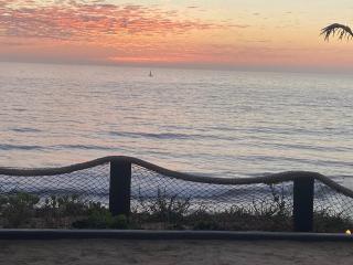 Beachfront Condo with Balcony amazing view - Tijuana - 3