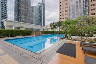 NEW 2BR of 86sqm with Parking & Netflix in BGC - Manila - 9