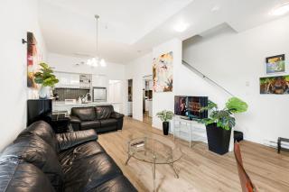 Stellar 3 Bedroom Duplex Downtown - Perfect Location - Vancouver - 7