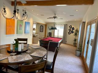 Cheerful Single Story 3-bedroom home w pool table - Santa Clarita - 7