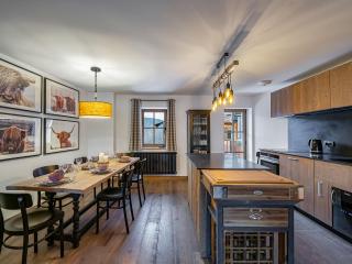 Chalet moderne avec parking et wifi, à proximité des pistes et commerces - FR-1-566-20 - Les Allues - 5