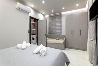 Reborn Luxury Apartments - 3