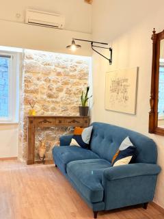 Midtown Studio Apartment - 3