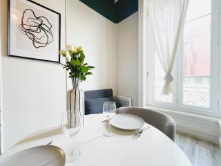 Suite Opium - Lione - 9