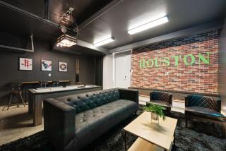 Luxury DT Condo, Game Room! - Houston - 1