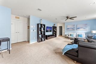 7BR Family Friendly Resort Pool Home Near Disney - 1