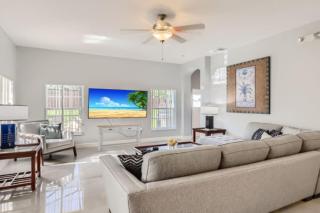 The Marvel Mansion 5BR Pool Home Near Disney World - 4