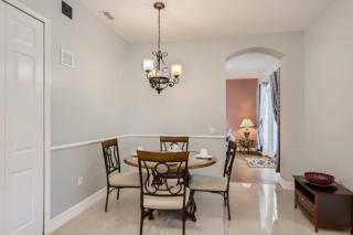 The Marvel Mansion 5BR Pool Home Near Disney World - Orlando - 1