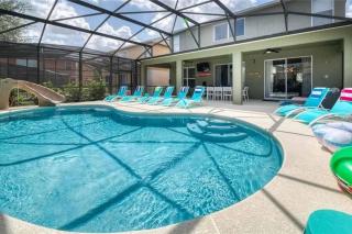 The Minions Mansion 6br Resort Pool Home By Disney - 6