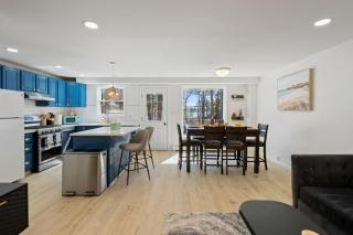 Riverfront Retreat in Wareham - Wareham - 2