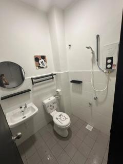 Ground floor Town house with free parking - Kulai - 1