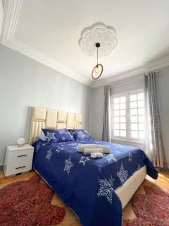 Bright 2-Bedroom Apartment Near Beach -Free WiFi, Parking and Balcony - 7