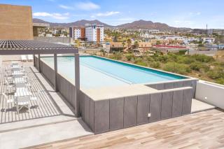 Walk to the beach, great location - Cabo San Lucas - 0