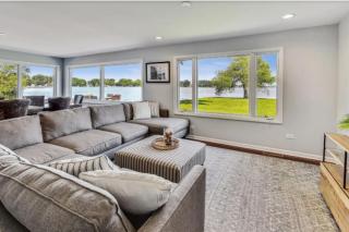 Luxury Lakefront 5 bed 4.5 bath Estate with Private Beach and Panoramic Lake Views - Ingleside - 9