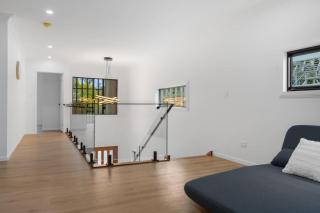 Spacious 5BR Family Home in Leafy Corinda - Brisbane - 8