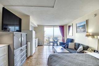 1 Mi to Boardwalk Oceanfront Daytona Beach Condo - Daytona Beach - 8