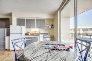 1 Mi to Boardwalk Oceanfront Daytona Beach Condo - Daytona Beach - 4