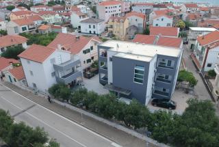 Apartments Dobrenić - Vodice - 0