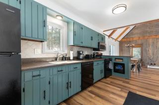 White Cap Cabin Pet Friendly Chalet North Conway - Conway - 3