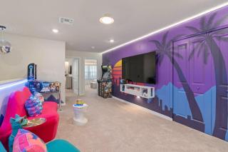 New Resort Themed Ultra Comfortable Heated Private Pool Game Room Family Home Near Disney - Orlando - 7