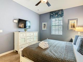 Championsgate Stunning 8BR Villa Pool Spa Game Rm - 9