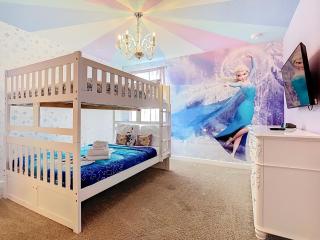 Championsgate Stunning 8BR Villa Pool Spa Game Rm - 4