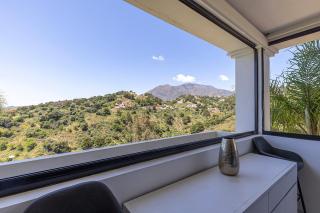 Stylish Estepona Hills Apartment with Lovely Views - Estepona - 6