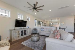 Misty Waters - Kingsland - 6