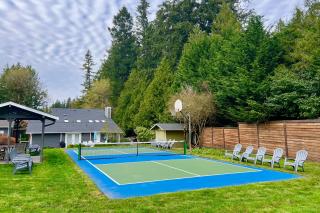 Bainbridge Island Group Retreat with Pickleball! - Manzanita - 9