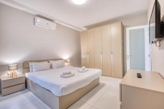 Unique two bedroom apt with huge outdoor area and close to entertainment - Is-Swieqi - 9