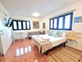 VV Kampos Suites - Los Llanillos - 9