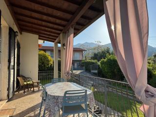 Versilia Apartment with Garden - Montignoso - 8
