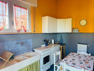 Versilia Apartment with Garden - Montignoso - 7