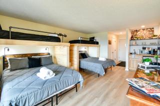 Bellaire Vacation Rental - Ski Shuttle Access! - Bellaire - 4