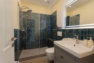 Big Premium Apartment with Rhine View totally new - Duisburg - 5