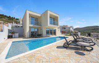 4 Bedroom Amazing Home In Zaboric - Žaborić - 0