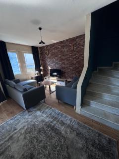 Holiday Home in Stylish and Peaceful Center - Kusadası - 0