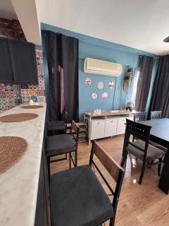 Holiday Home in Stylish and Peaceful Center - Kusadası - 8